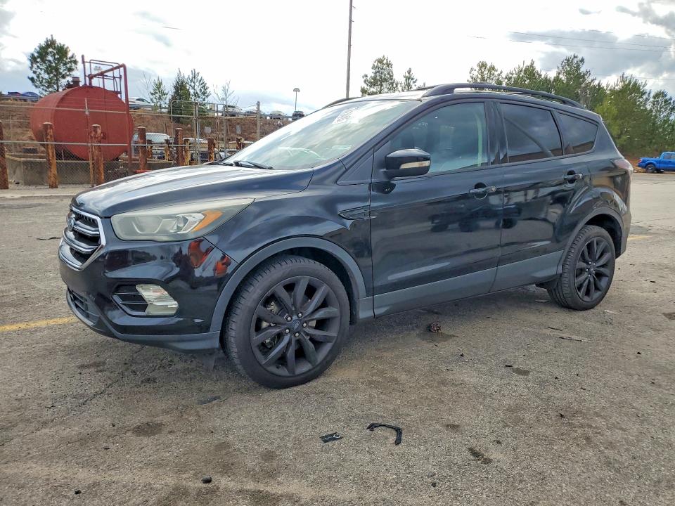 2017 FORD ESCAPE — VIN 1FMCU0J9XHUA74959
