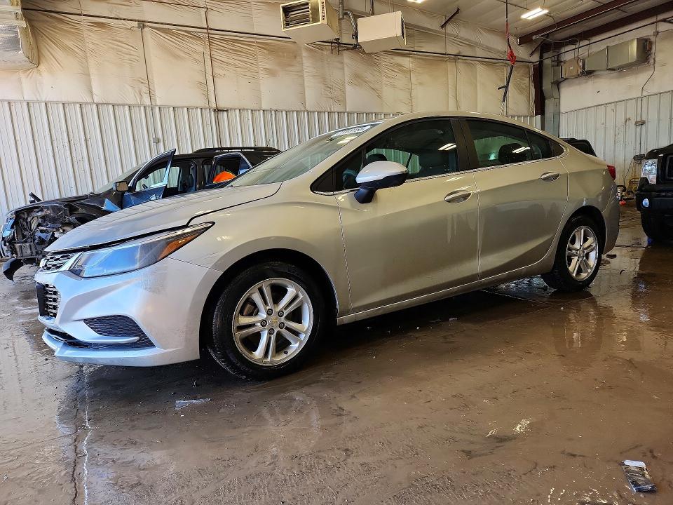 2018 CHEVROLET CRUZE — VIN 1G1BE5SM4J7177739