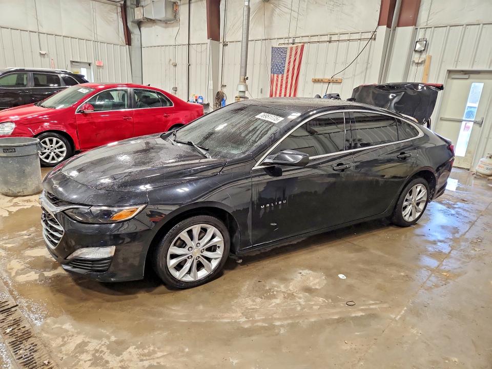 2021 CHEVROLET MALIBU — VIN 1G1ZD5ST4MF007741