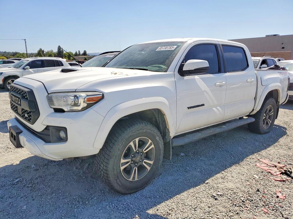 2018 TOYOTA TACOMA — VIN 3TMCZ5AN8JM121805