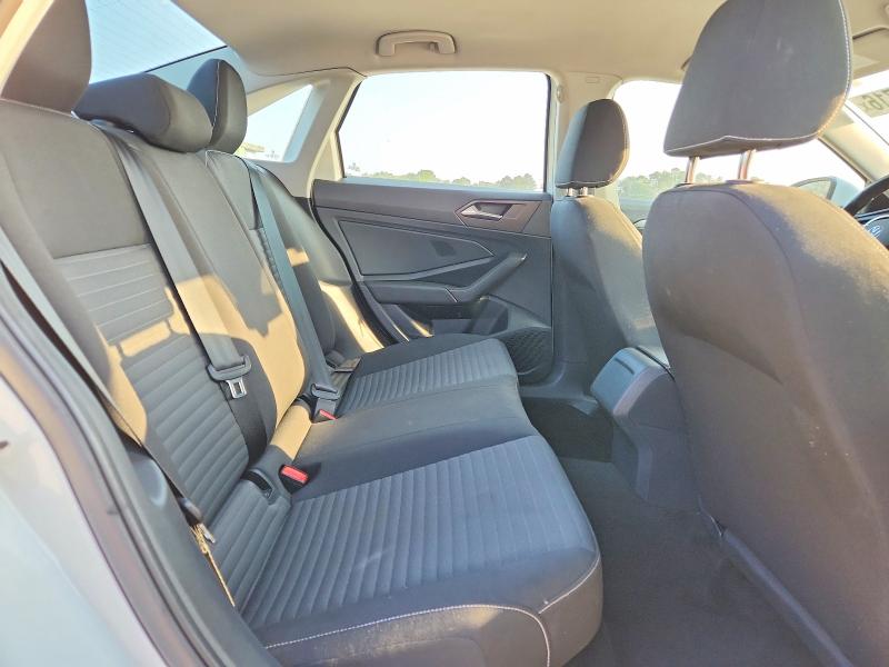 3VW5M7BU3RM003226