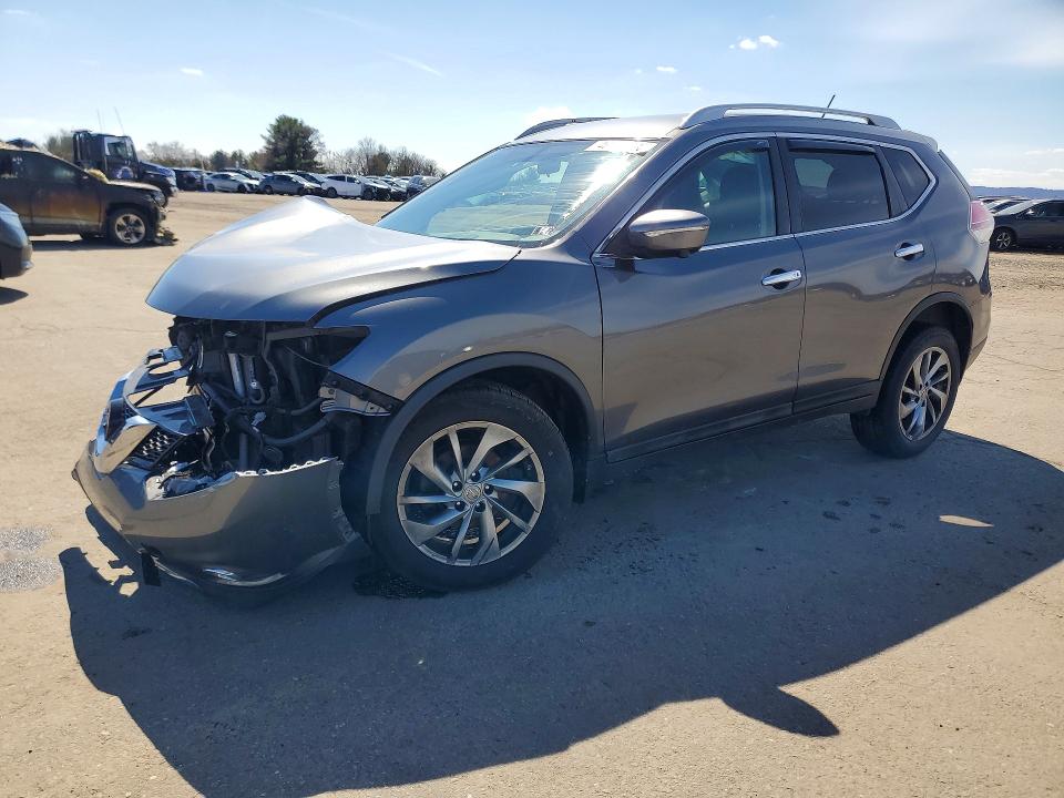 2015 NISSAN ROGUE — VIN 5N1AT2MV2FC774511