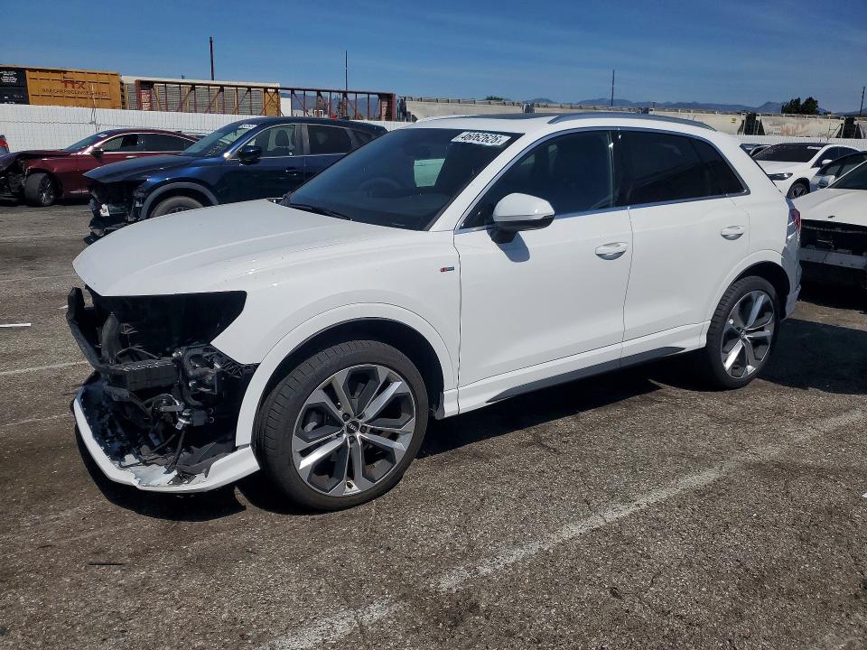 2019 AUDI Q3 — VIN WA1EECF38K1086708
