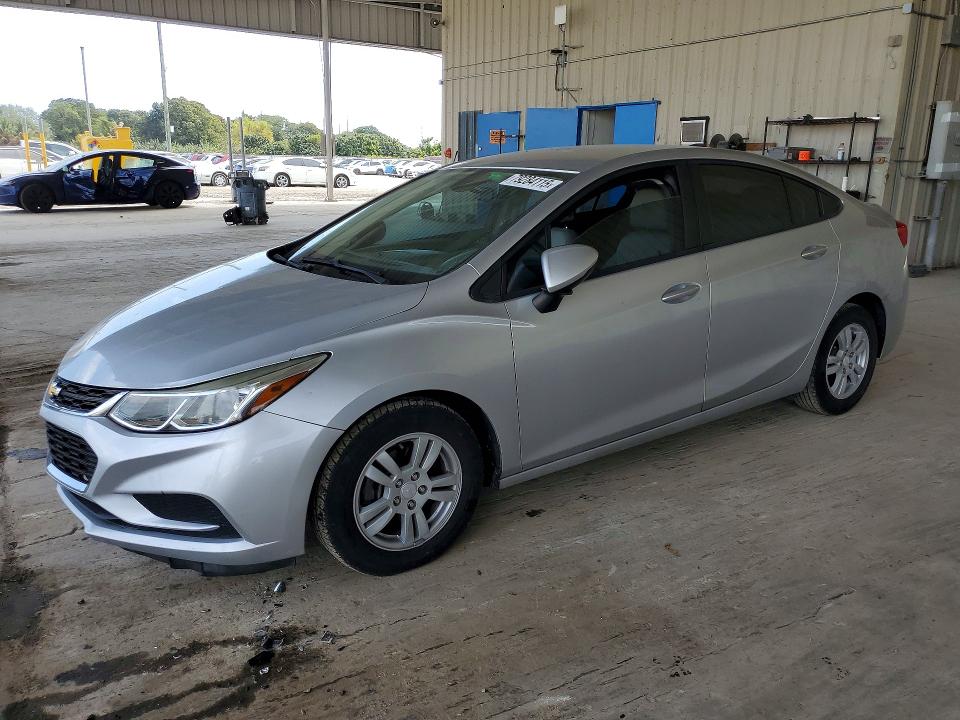 2017 CHEVROLET CRUZE — VIN 1G1BC5SM1H7266569