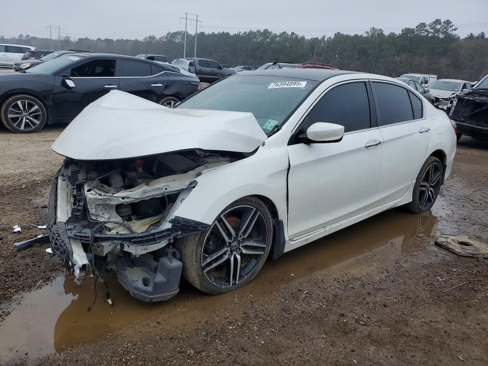 2017 HONDA ACCORD — VIN 1HGCR2F50HA285405