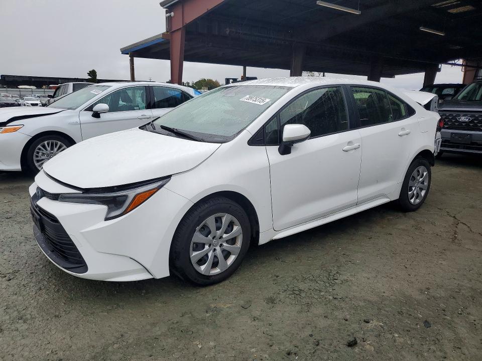 2024 TOYOTA COROLLA HYBRID — VIN JTDBCMFEXRJ025697