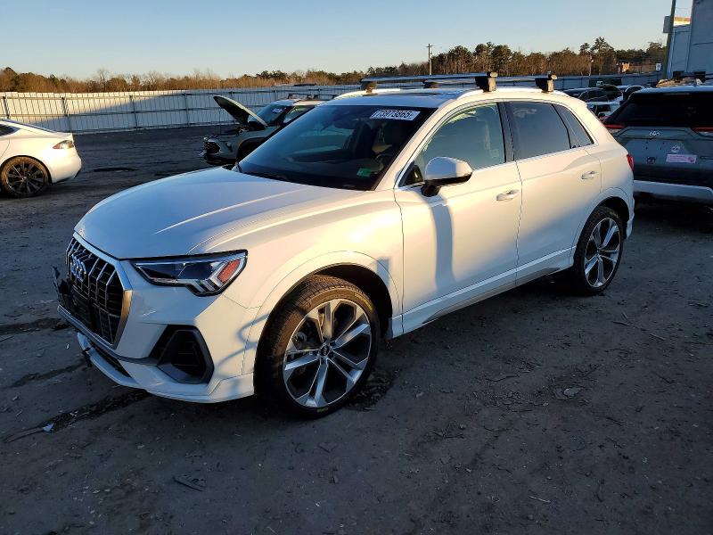 2020 AUDI Q3 — VIN WA1EECF39L1065304