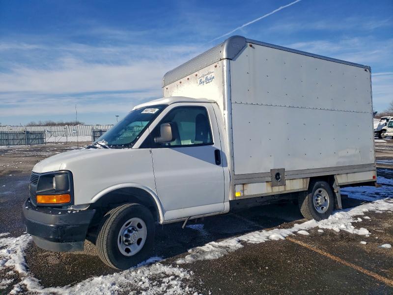 2017 CHEVROLET EXPRESS G3 — VIN 1GB0GRFG7H1337151
