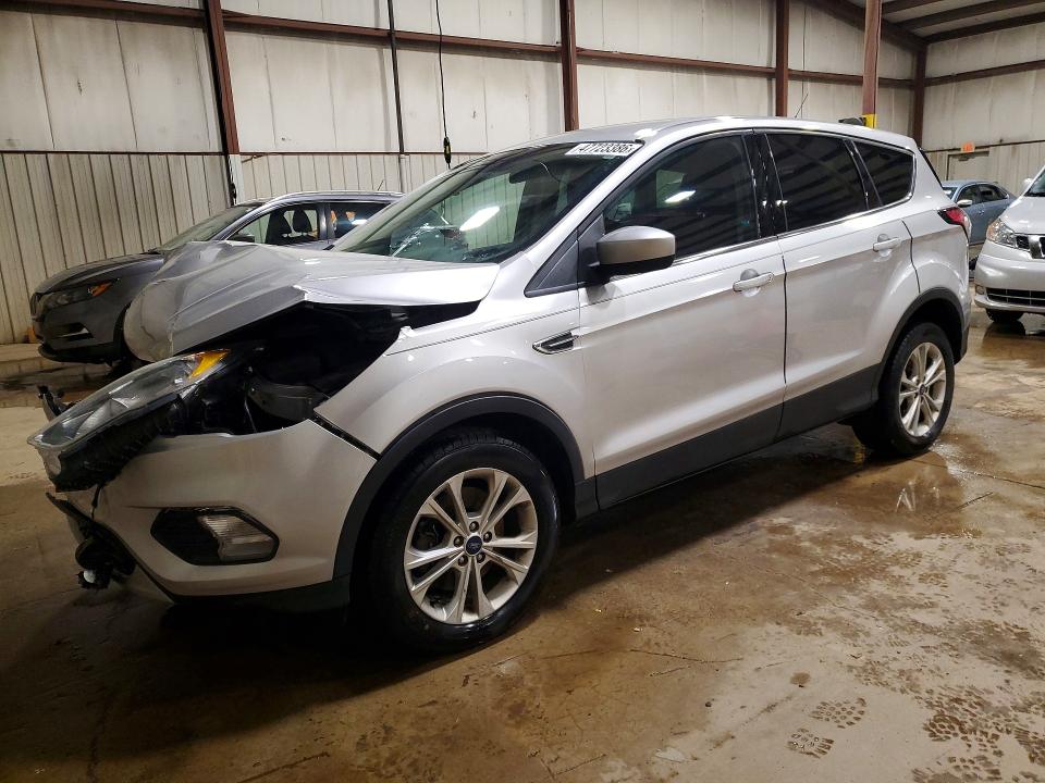 2017 FORD ESCAPE — VIN 1FMCU9G98HUC83385