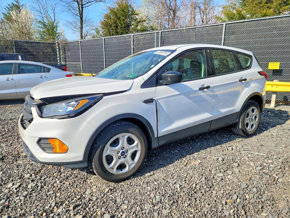 2019 FORD ESCAPE — VIN 1FMCU0F70KUB21964