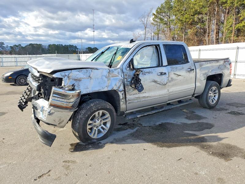 2018 CHEVROLET SILVERADO — VIN 3GCUKREC2JG500449