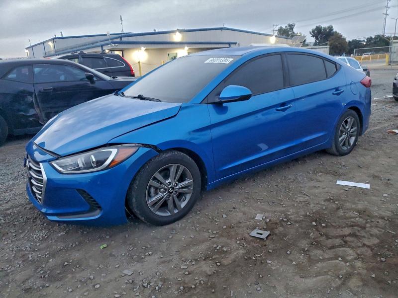 2018 HYUNDAI ELANTRA SE — VIN 5NPD84LF1JH352350