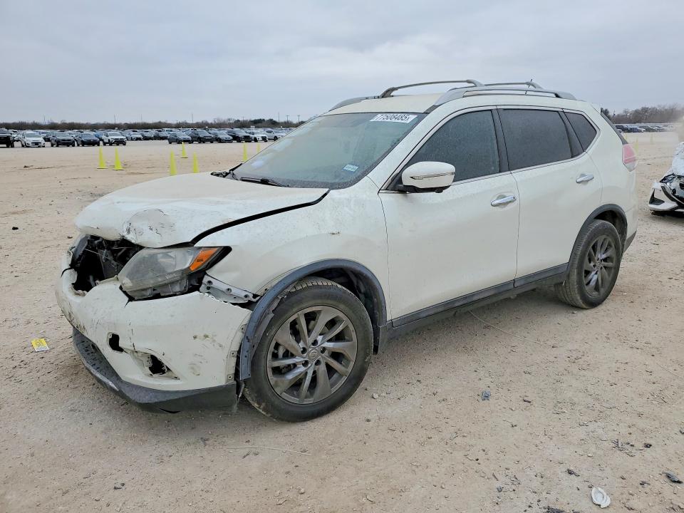 2015 NISSAN ROGUE — VIN 5N1AT2MT5FC913710