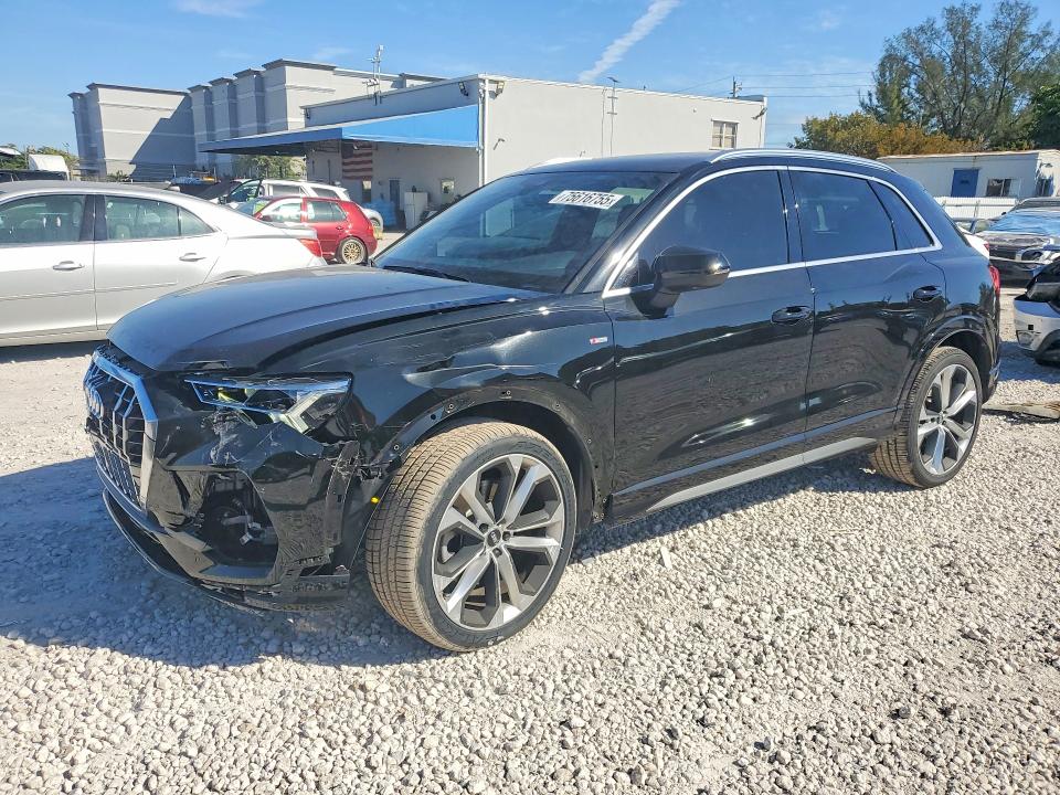 2020 AUDI Q3 — VIN WA1EECF30L1056748