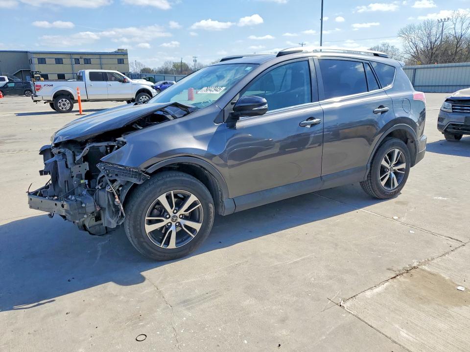 2018 TOYOTA RAV4 — VIN 2T3WFREV7JW496686