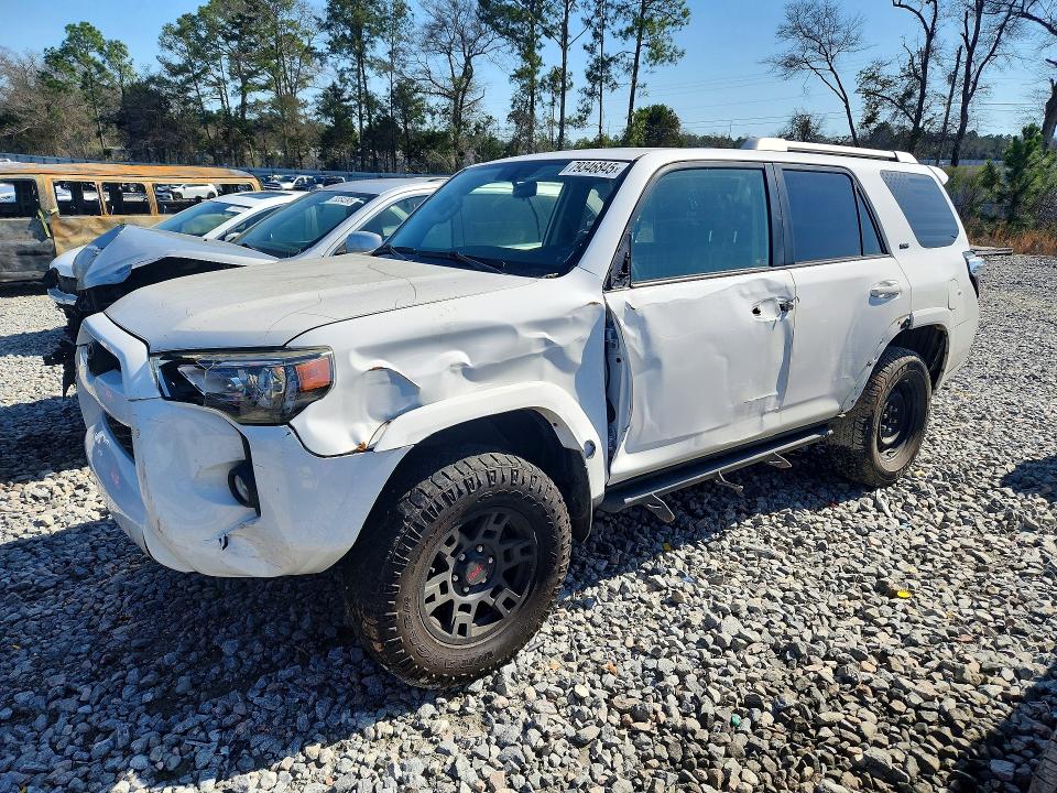 2018 TOYOTA 4RUNNER — VIN JTEBU5JR5J5579767