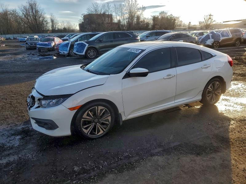 2016 HONDA CIVIC — VIN 19XFC1F35GE205582