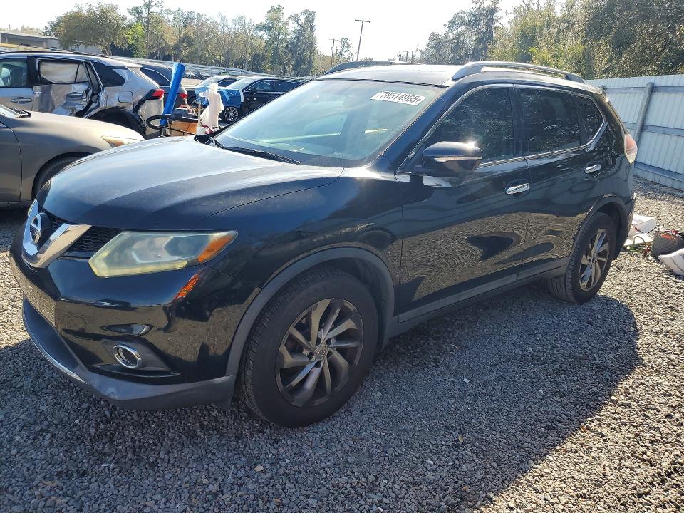 2015 NISSAN ROGUE — VIN 5N1AT2MT4FC864905