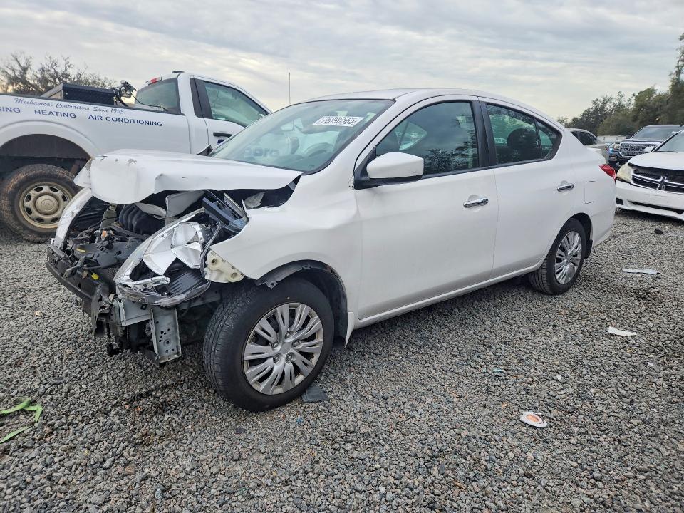 2018 NISSAN VERSA — VIN 3N1CN7AP0JL820766
