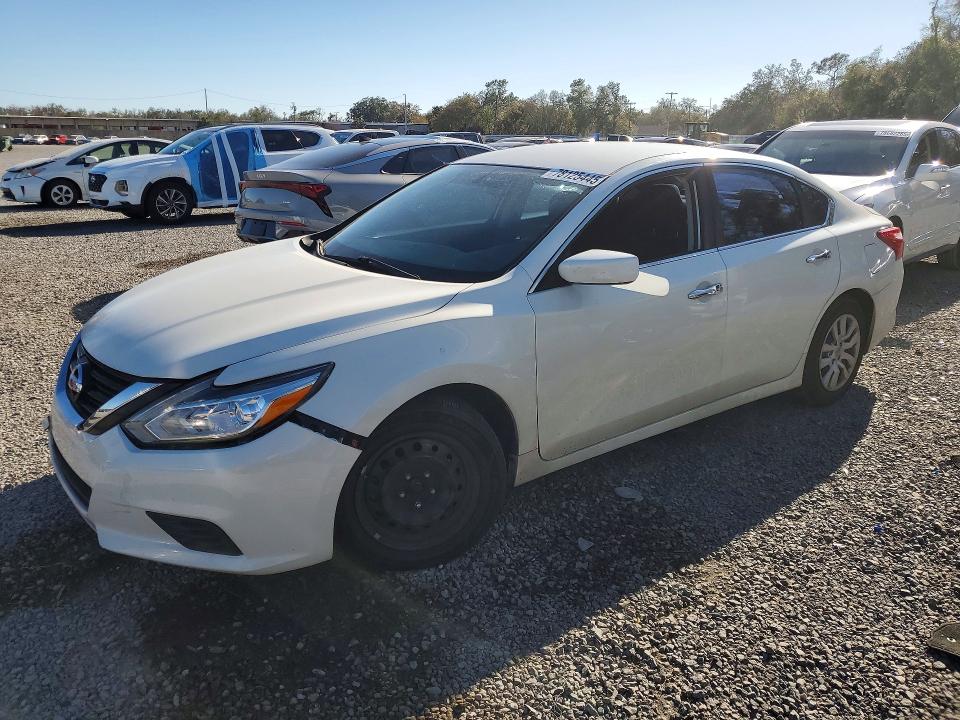 2016 NISSAN ALTIMA — VIN 1N4AL3AP1GN312209