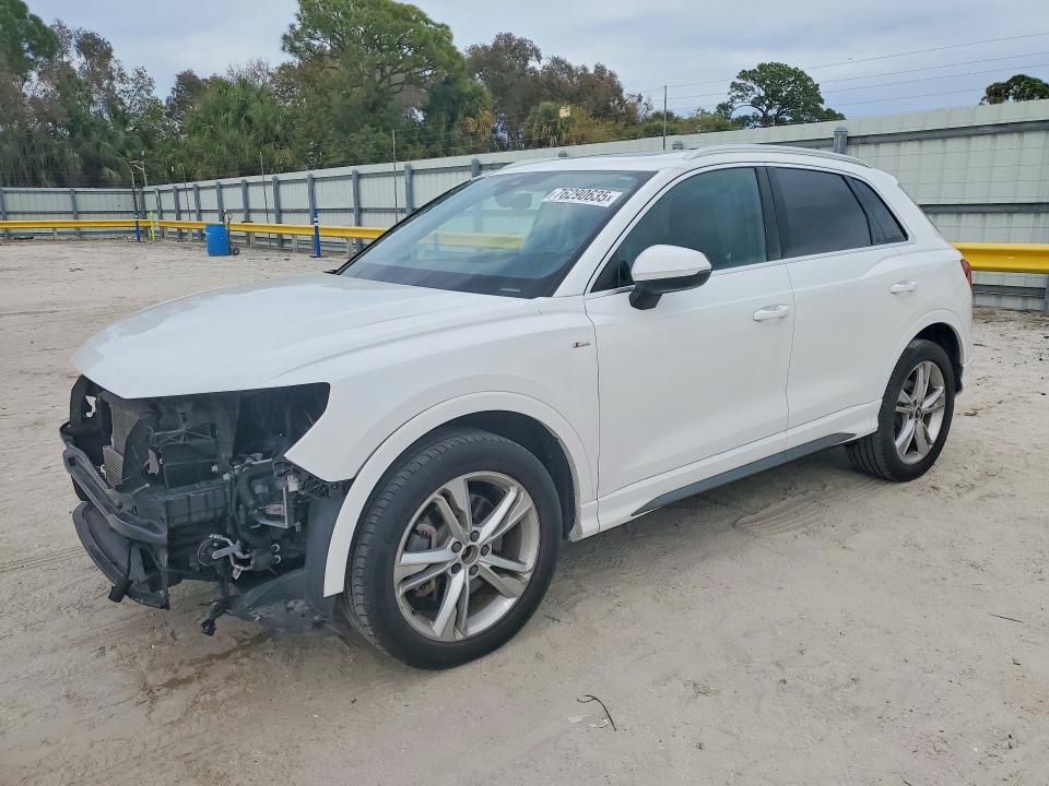 2022 AUDI Q3 — VIN WA1EECF35N1149672