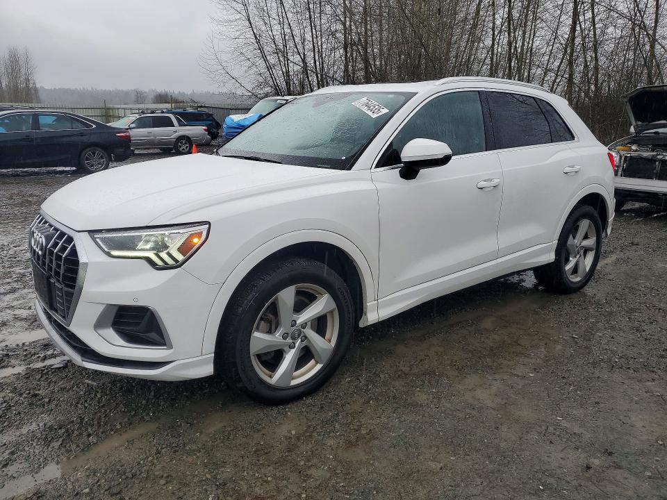 2019 AUDI Q3 — VIN WA1BECF3XK1066835