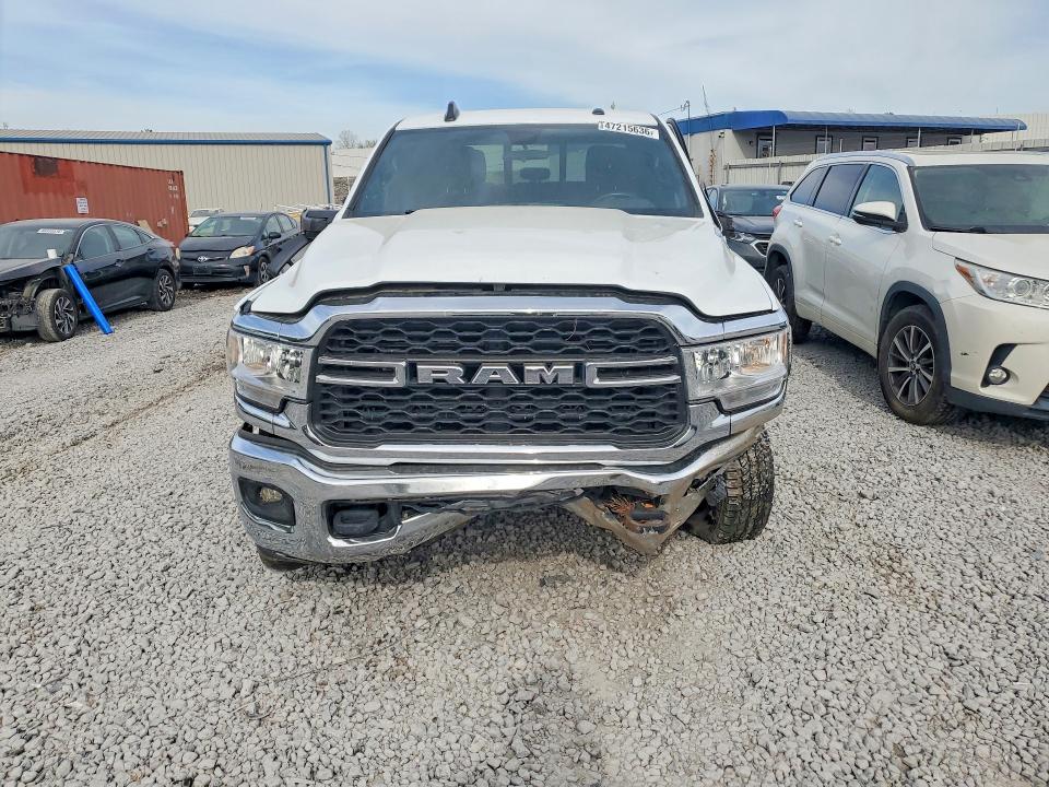 3C6UR5CJ1PG536428