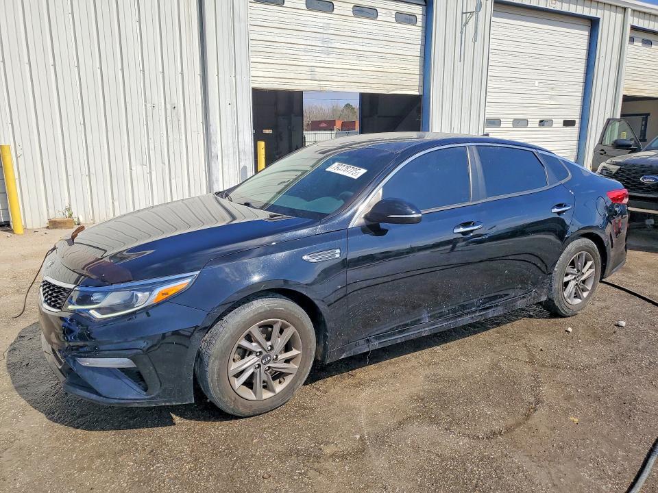 2020 KIA OPTIMA — VIN 5XXGT4L32LG448732