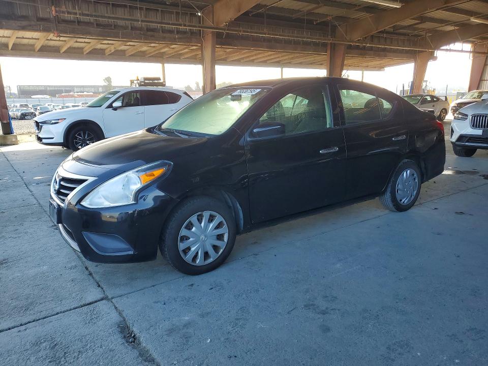2019 NISSAN VERSA — VIN 3N1CN7AP7KL842748