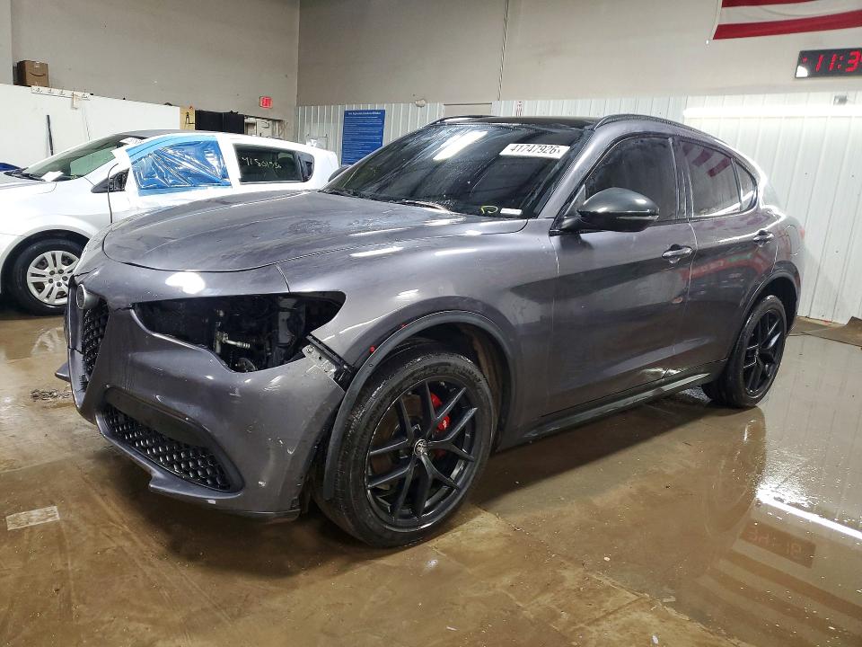 2019 ALFA ROMEO STELVIO — VIN ZASPAJAN5K7C57085