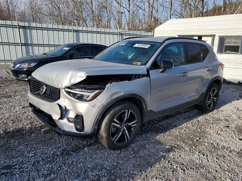 2024 VOLVO XC40 — VIN YV4L12UKXR2328848