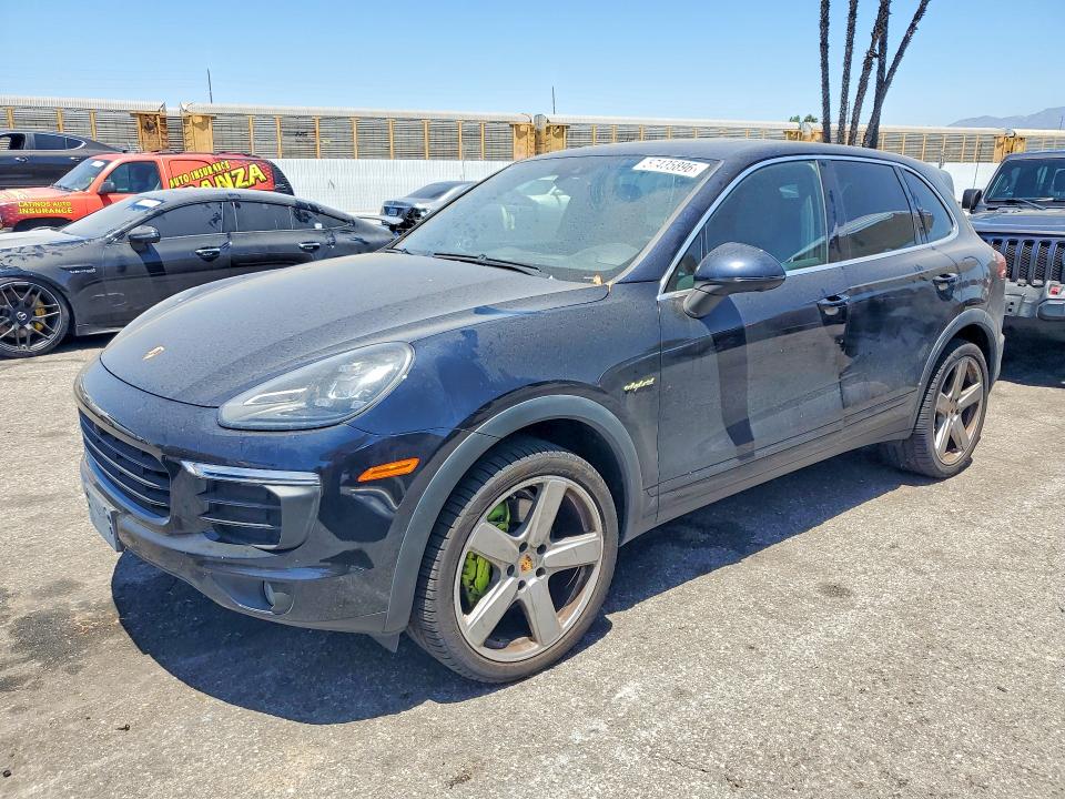 2016 PORSCHE CAYENNE — VIN WP1AE2A2XGLA64426