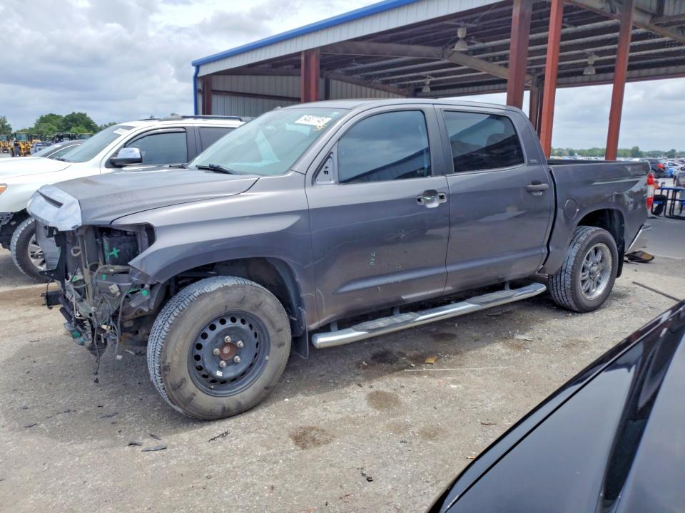 2018 TOYOTA TUNDRA — VIN 5TFEM5F17JX128672