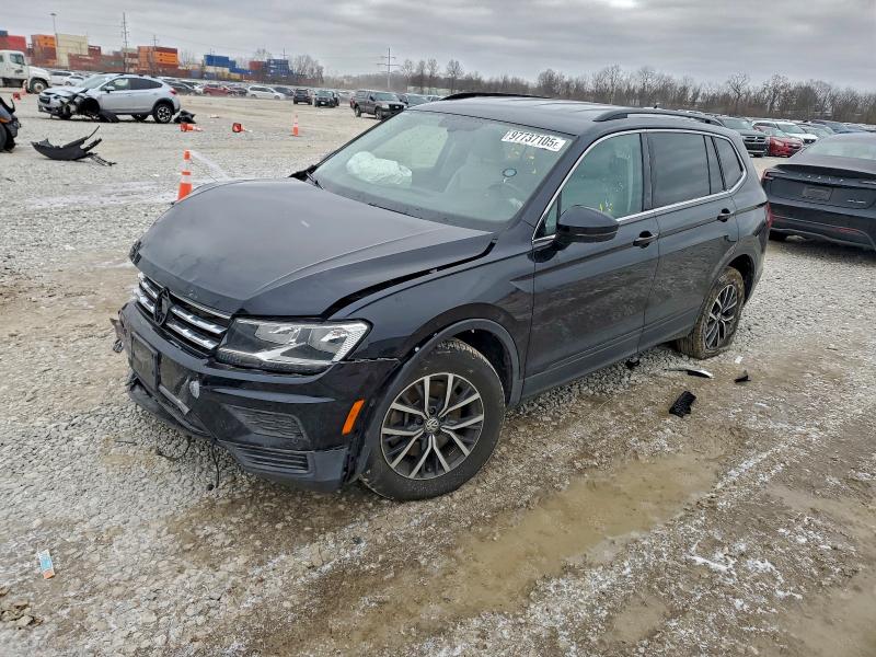 2019 VOLKSWAGEN TIGUAN SE — VIN 3VV2B7AX6KM093292