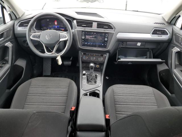 3VVRB7AX0RM198726