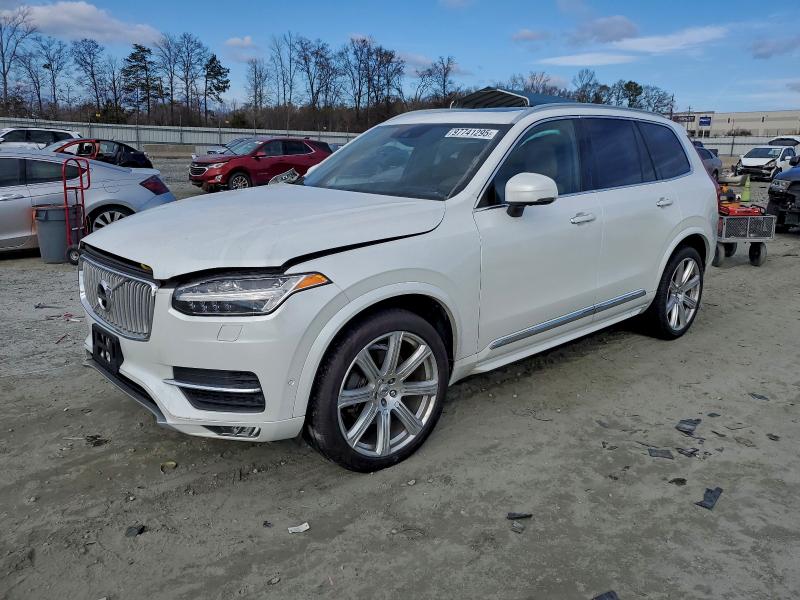 2018 VOLVO XC90 T6 — VIN YV4A22PL7J1371093