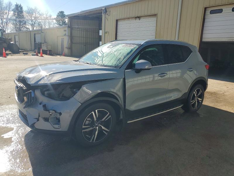 2024 VOLVO XC40 CORE — VIN YV4L12UK5R2280529