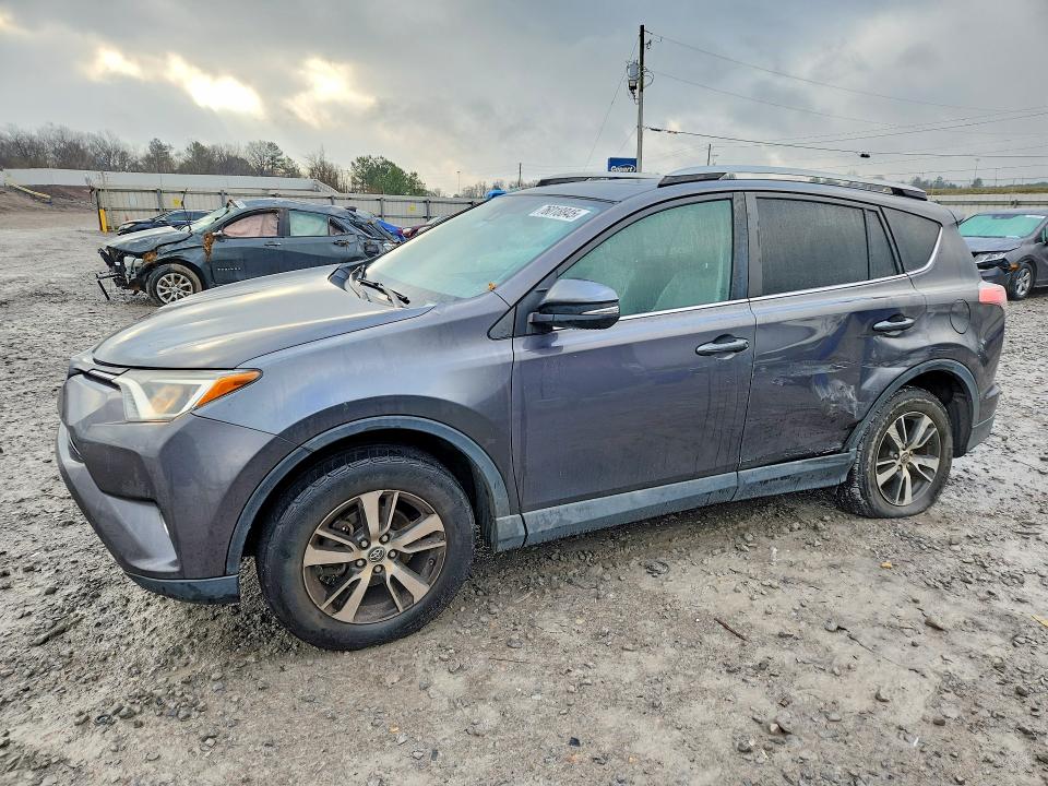 2018 TOYOTA RAV4 ADVEN — VIN 2T3WFREV0JW410201
