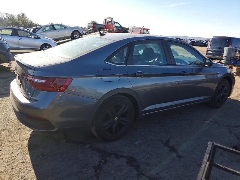 3VW7M7BU2PM058529