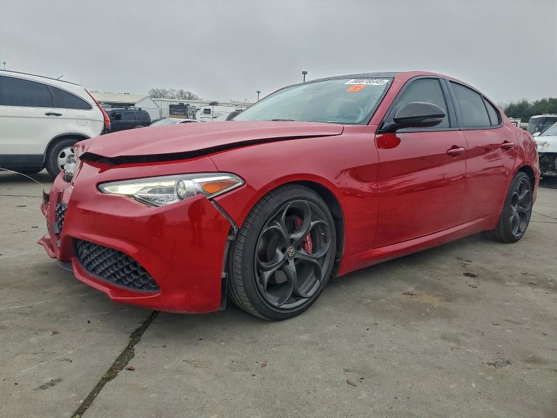 2018 ALFA ROMEO GIULIA TI — VIN ZARFAECN4J7597499