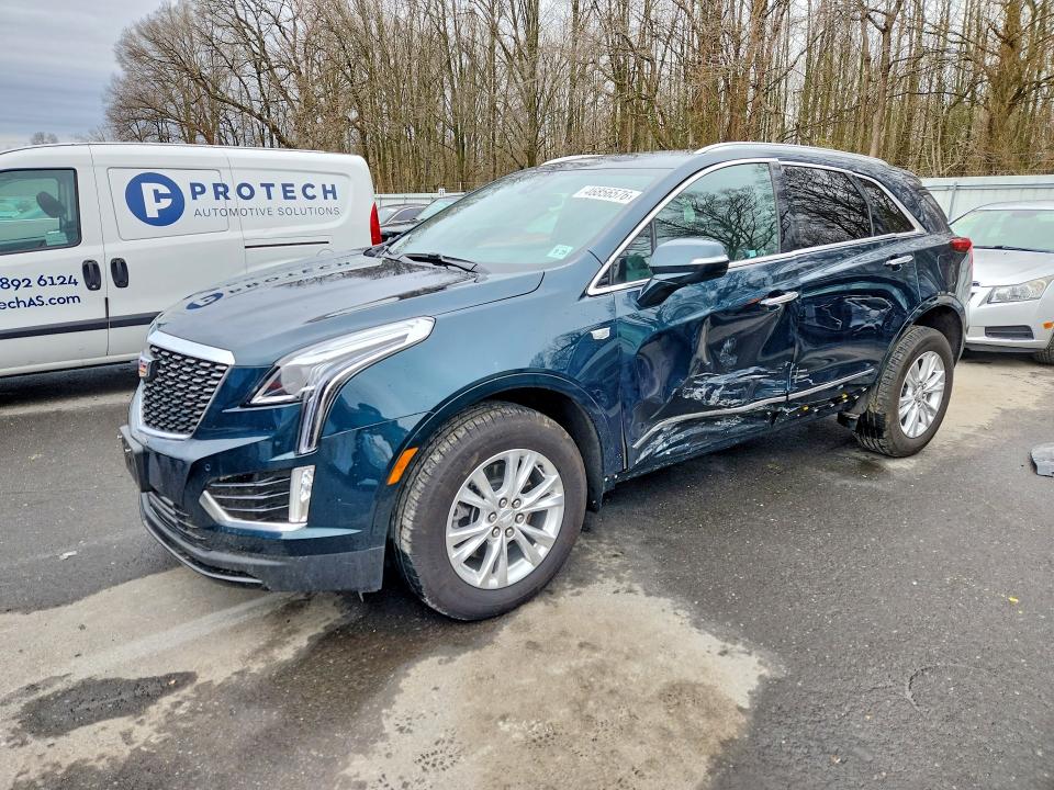 2025 CADILLAC XT5 — VIN 1GYKNBR45SZ102074