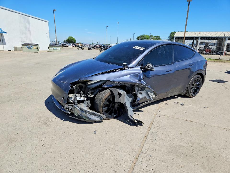 2023 TESLA MODEL Y — VIN 7SAYGDEE3PF815544