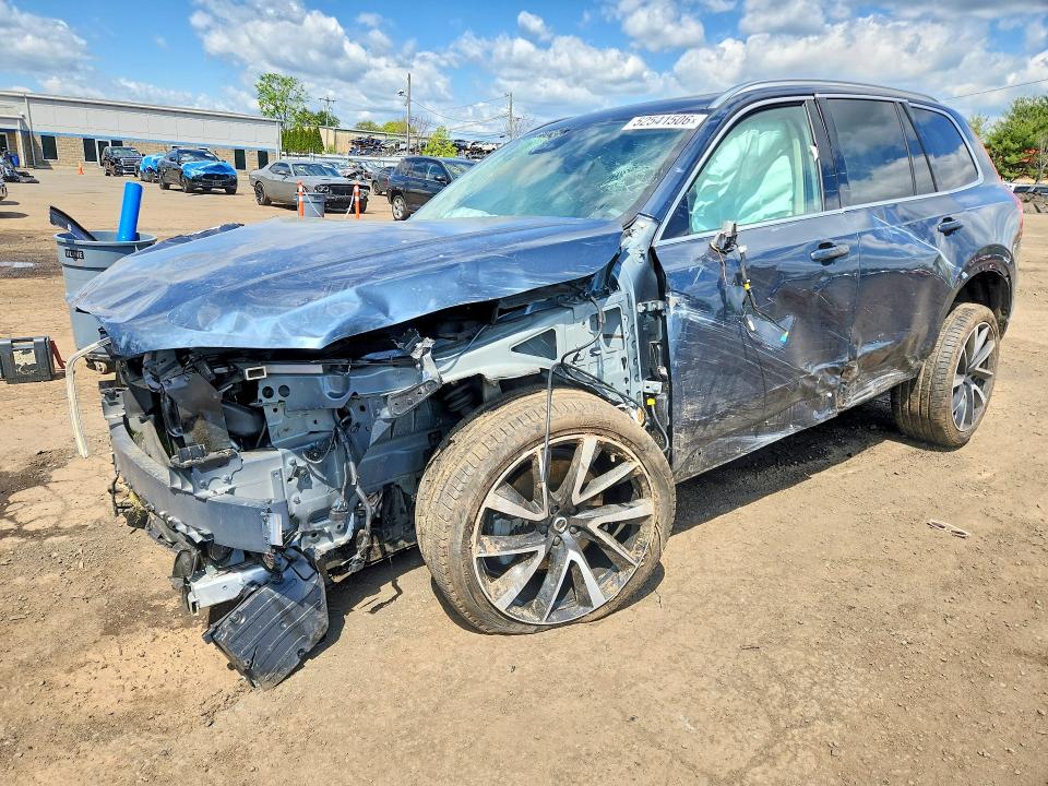 2024 VOLVO XC90 — VIN YV4062JF4R1154616