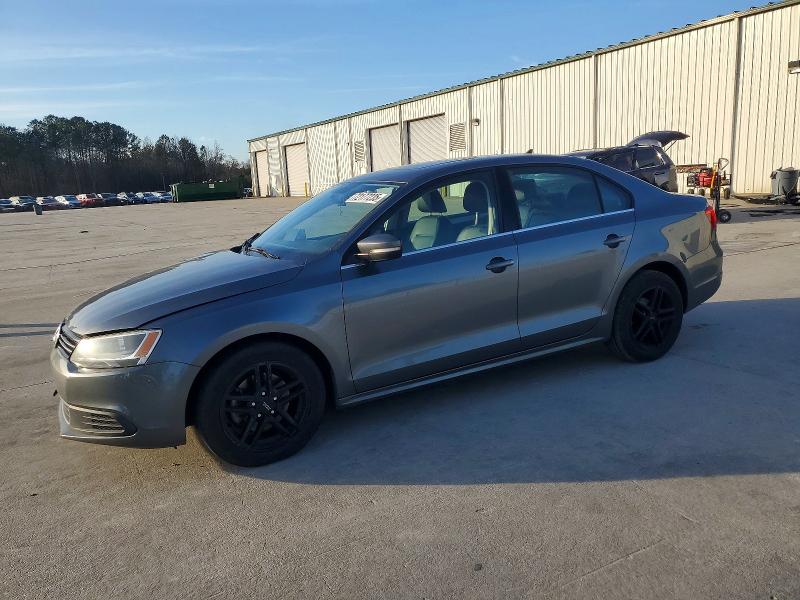2014 VOLKSWAGEN JETTA SE — VIN 3VWD07AJ2EM434116