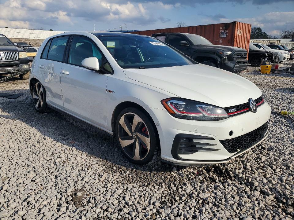 3VW547AU1JM280284