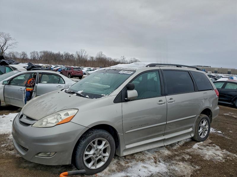 2006 TOYOTA SIENNA XLE — VIN 5TDZA22C46S586120