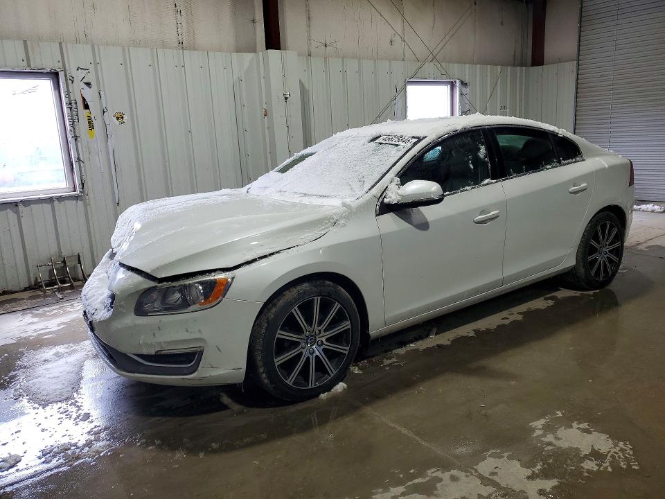 2018 VOLVO S60 — VIN LYV402TK8JB165079