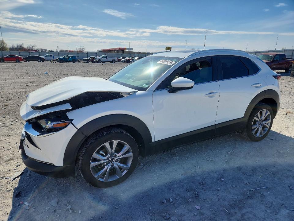 2022 MAZDA CX-30 — VIN 3MVDMBCL2NM424550