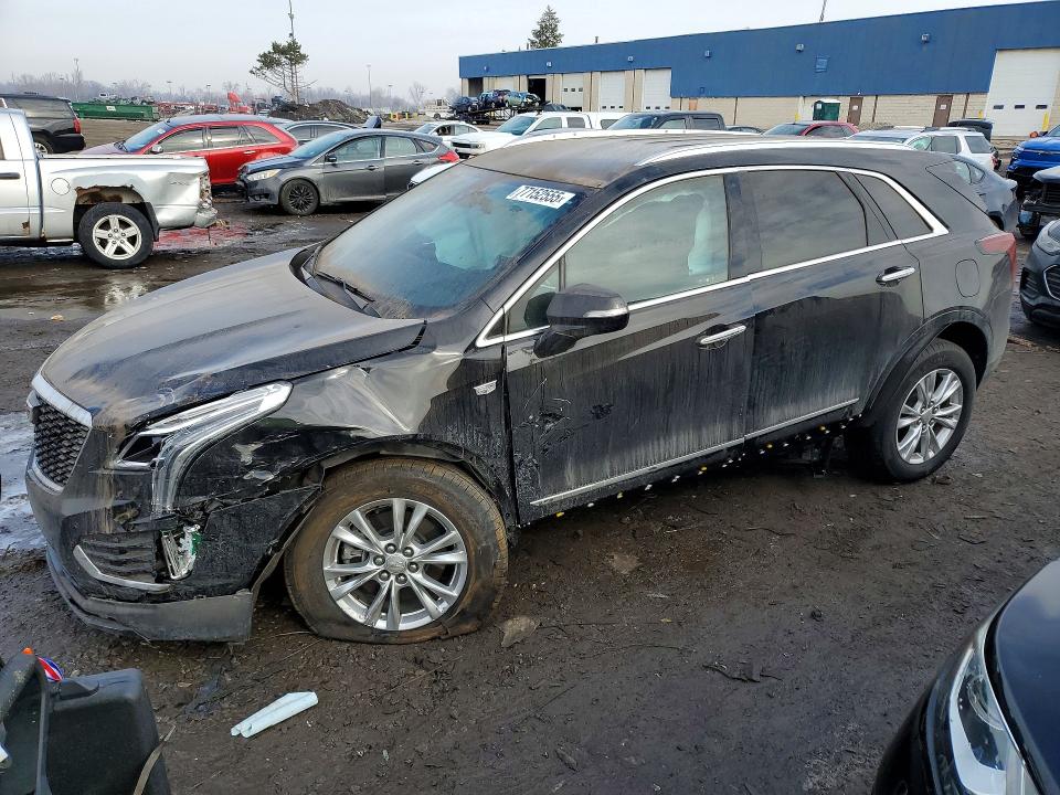 2025 CADILLAC XT5 — VIN 1GYKNAR4XSZ126560