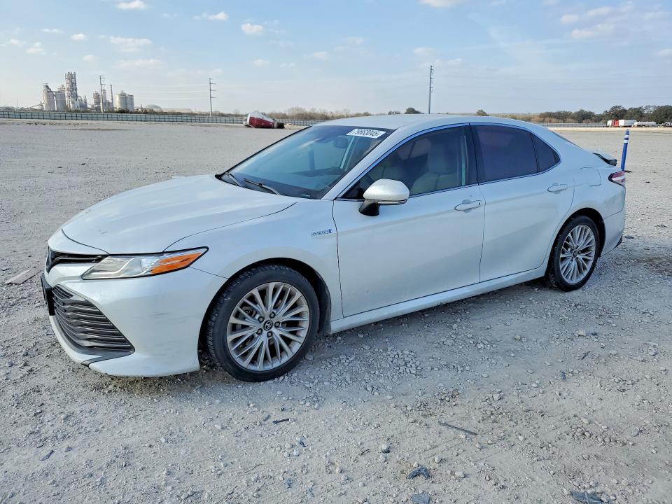 2020 TOYOTA CAMRY HYBRID — VIN 4T1F31AK4LU521738